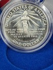 U.S. Mint 1986 Statue of Liberty $1 Uncirculated Commemorative Coin with Box — photo 4
