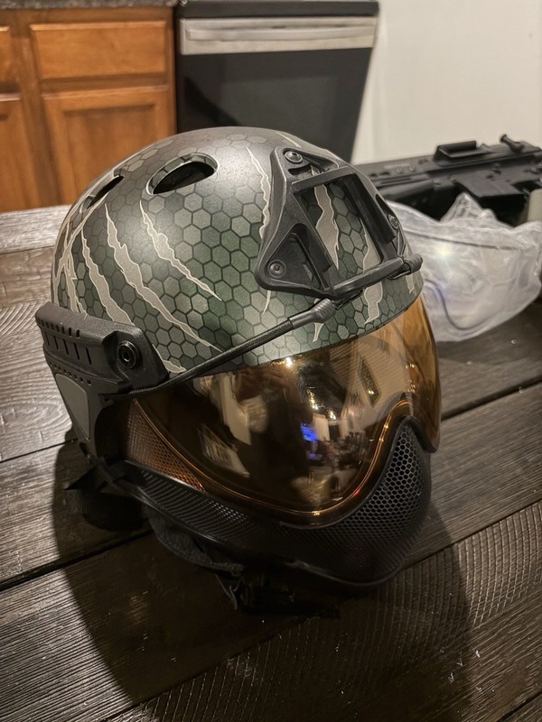 Warq Helmet