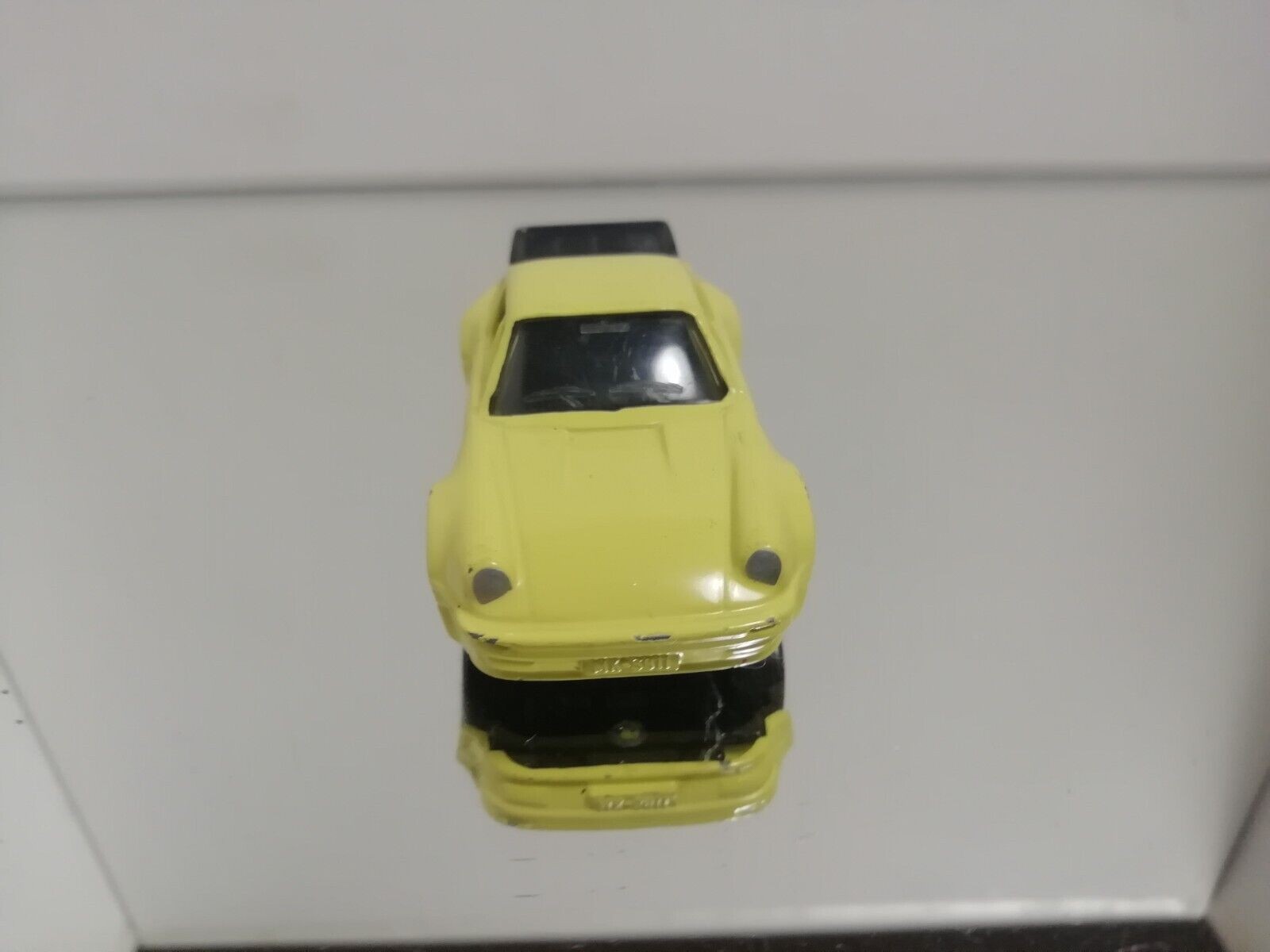 Picture 2 of 8