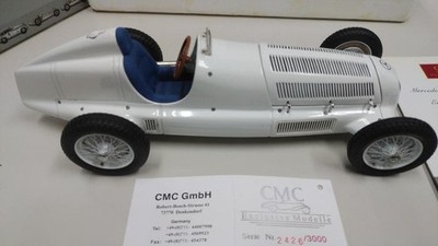価格変更1/18 CMC メルセデス・ベンツ W25 1934年 未展示品 CMC 1/18 Mercedes-Benz W25 1934 White Limited Edition 2426/3000