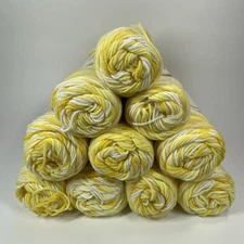 VTG Lemon Yellow White Ombre Sayelle Yarn 3.5 oz/4 ply ~ SOLD BY THE SKEIN