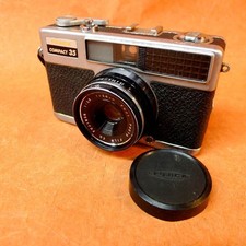 FUJICA COMPACT 35 1:2.8 f 3.8 cm Fujinon fixed lens camera Germany Not Tested