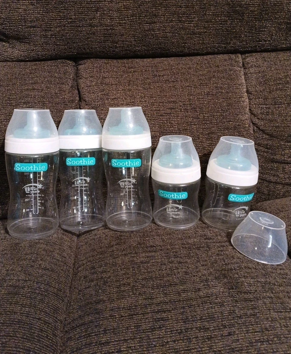 The First Years Soothie Bottles Lot Of 5 Three 9 Ounce & Two 5 Ounce