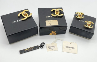 Auth Chanel Coco Mark TurnLock 96A Gold Brooch/96P Earrings Set3 W/Box SK120280