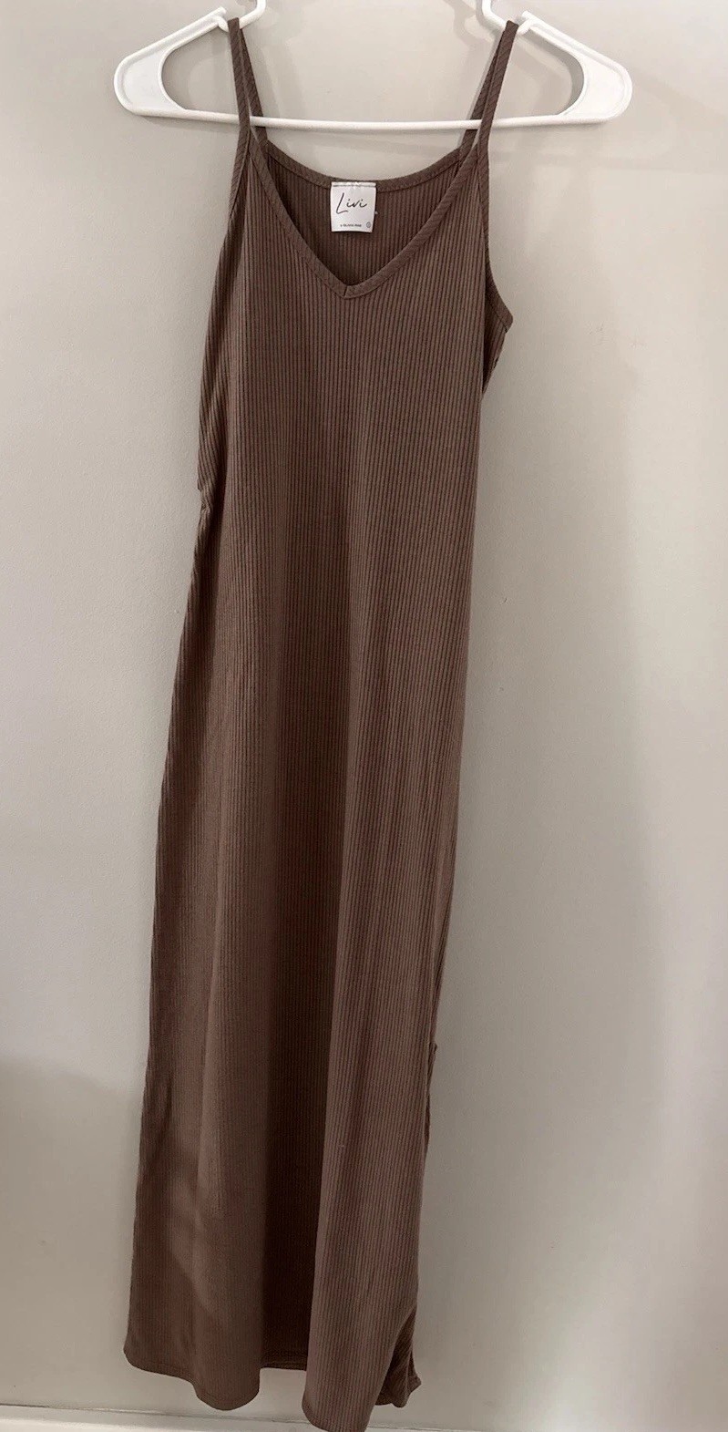 Livi by Olivia Rae Brown Ribbed Knit V-Neck Maxi Dress Side Slit Stretch S