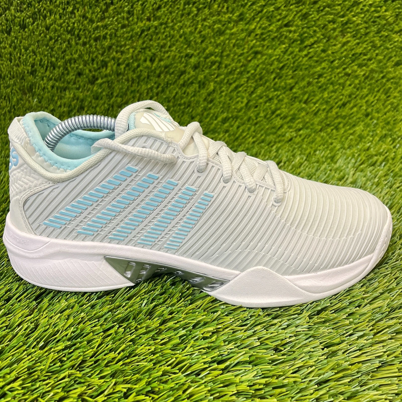 Baskets de course tennis femme K Swiss Hypercourt Supreme pointure 9,5 grises
