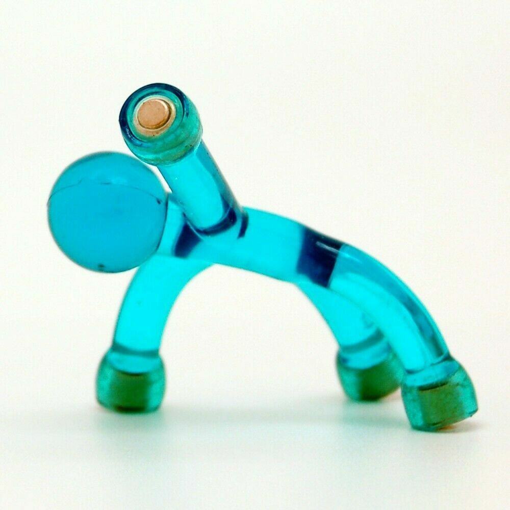 NEWMAN ニューマン　ノック式　青 nuop design Mini Bendable Strong Rare Sea Blue Q-Man Magnet by