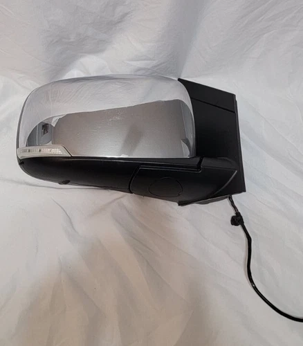 09-16 Chrysler Town & Country Passenger Side View Power Mirror OEM Chrome 