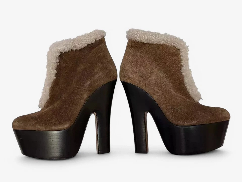 Hermosas botas marrones con suela gruesa de Dsquared2 EE. UU. 6/ REINO UNIDO 4/ UE 37 Foto 4 de 4