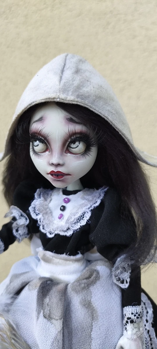 Muñeca de artista Monster High gótica única
