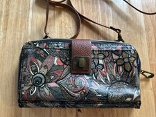 Sakroots Olympic Large Smartphone Crossbody Bag Sienna Spirit Desert