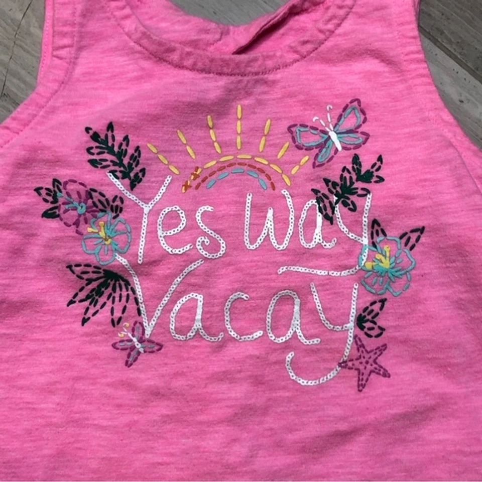 Camiseta sin mangas Baby Gap niño pequeño Yes Way Vacay amanecer mariposa floral rosa 3T usada en excelente estado Foto 2 de 4