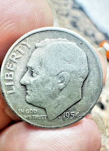 1954D Roosevelt  (Very Fine) 90% Silver Dime w/ DDR, date error's  See Pic's