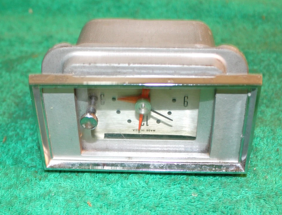 Ford Galaxie 500 XL 1964 Fastback convertible nuevo de lote eléctrico tablero reloj y bisel Foto 4 de 4