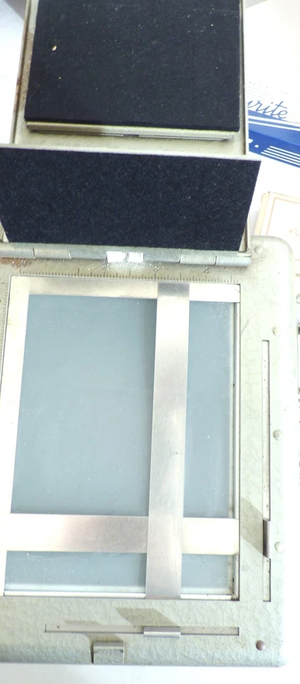 Photo Darkroom Equipment Lot, Contact Printer, & Safe Light Tested and Works Foto 2 de 4