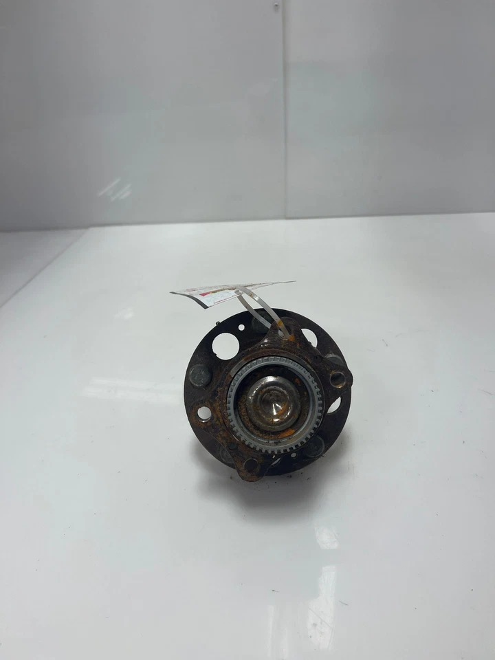 Ступица заднего колеса и подшипник в сборе 2014 - 2018 Kia Forte от оригинального производителя 527103x000 - Изображение 2 из 4