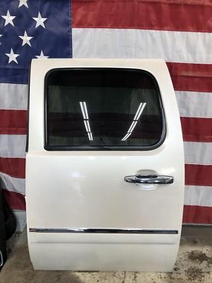 07-14 GMC YUKON DENALI XL REAR DRIVER LEFT DOOR WHITE PEARL U800J