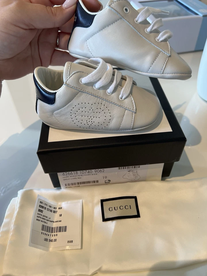 儿童古驰运动鞋全新 19 码带盒和防尘袋 — 第 2/3 张图片