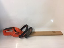 Black+Decker LHT2220 20V MAX 22" Cordless Hedge Trimmer - Tool Only
