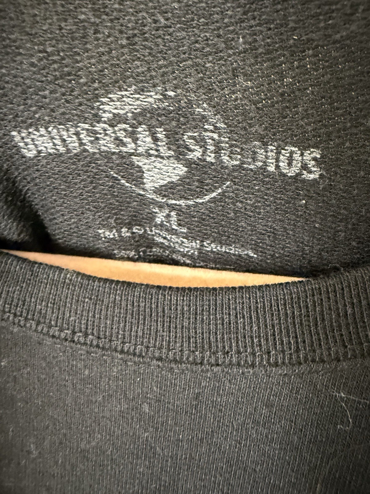 Universal Studios Florida Mens Pullover Sweat shi… - image 3