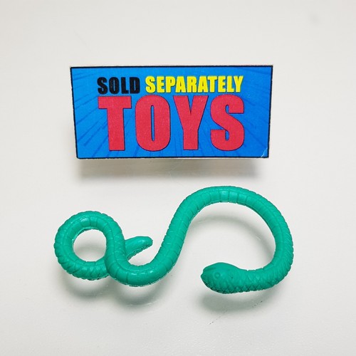Mighty Morphin Power Rangers Devouring Snizard Lip WEAPON lizard snake accessory - Picture 5 of 11
