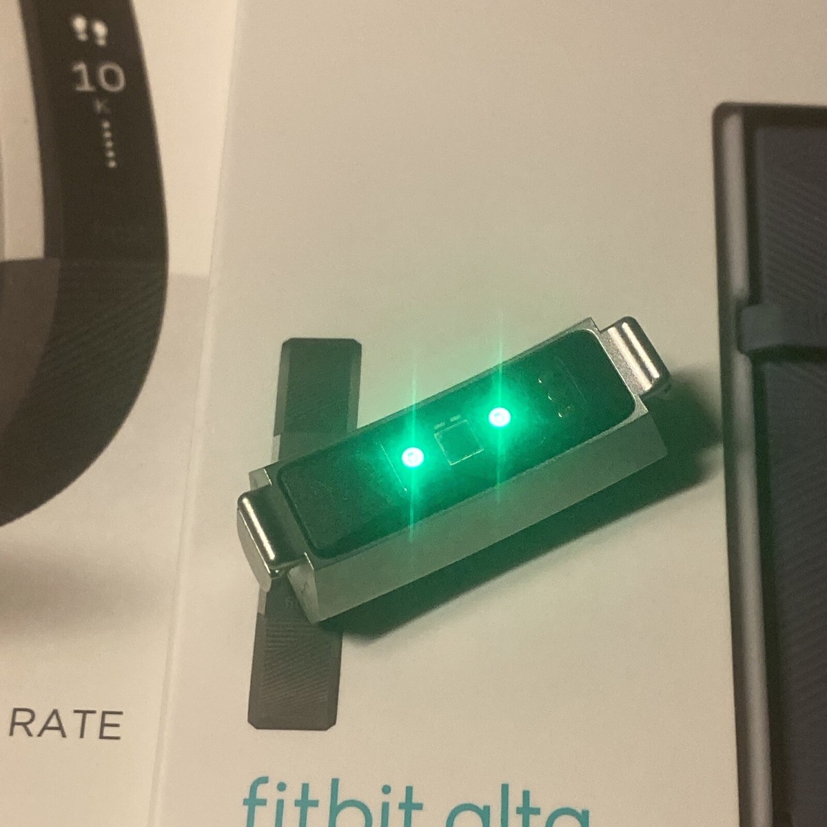 Fit Bit Alta HR NEW In Box (open) +Bands & Cord **TESTED