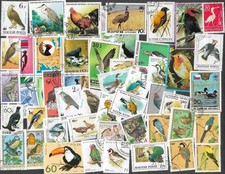 BIRDS ON STAMPS 500 ALL DIFFERENT  COLLECTION    8/7/25 NATURE