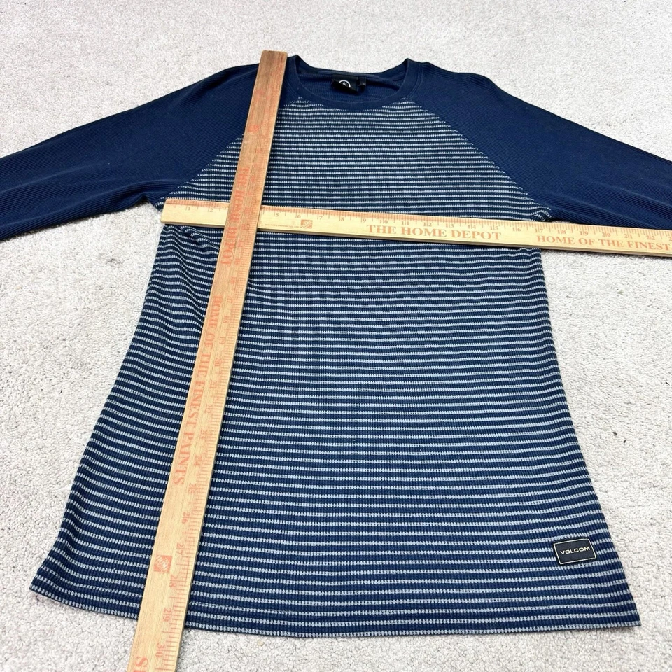 Volcom T-Shirt Men’s Blue Gray Striped Long Sleeve Size Medium - Image 2 of 4