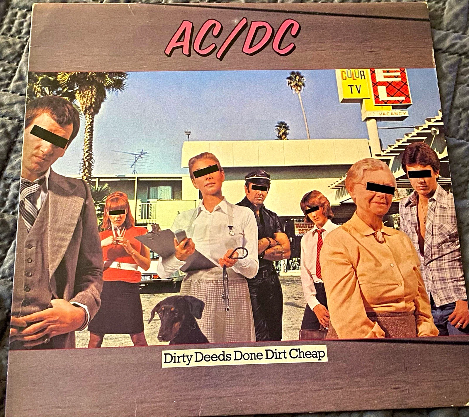 AC/DC - Dirty Deeds Done Dirt Cheap - Vinyl Record LP (Columbia House Sticker) image 1