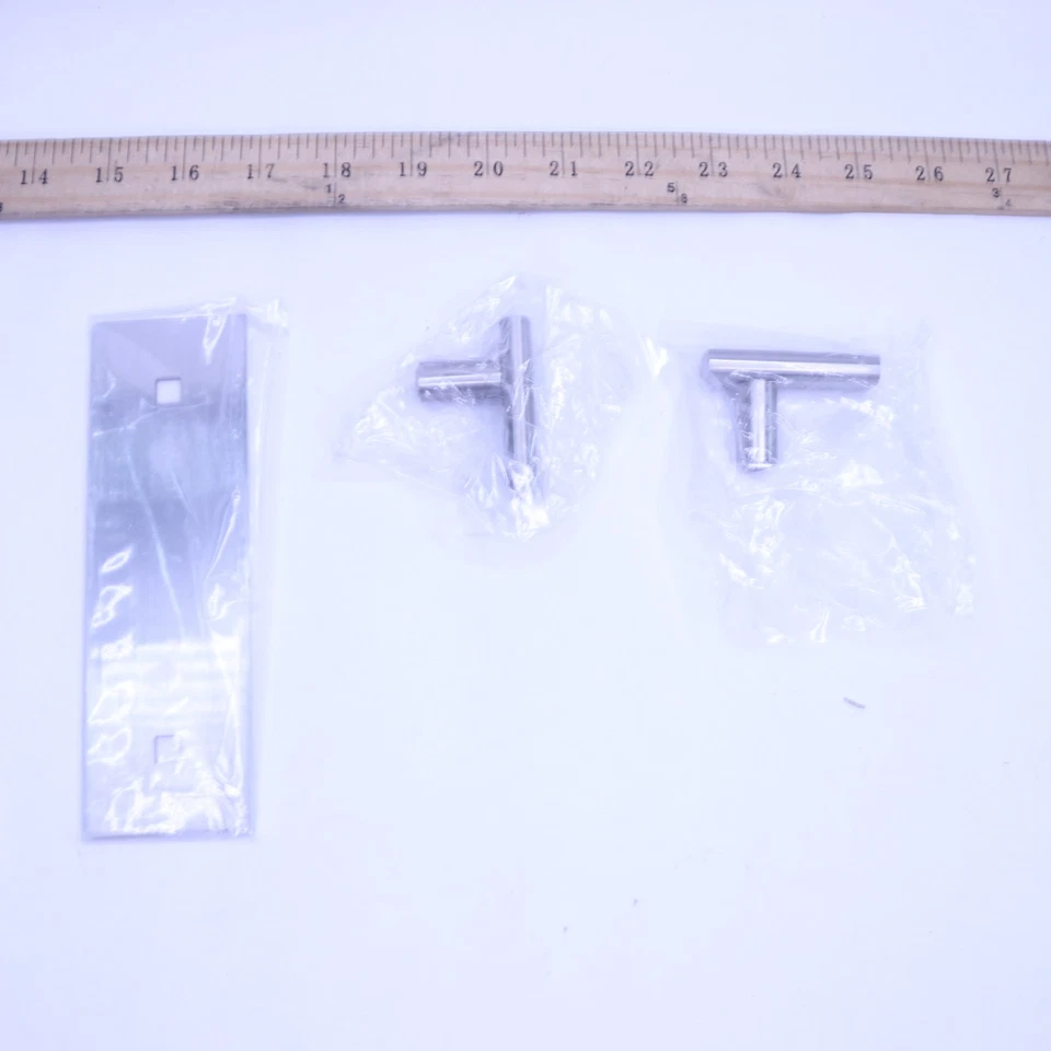 Gatco Elevate 全现代装饰钩双缎面镍 1283SN — 第 3/3 张图片