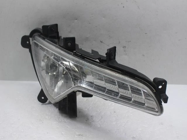 Luz antiniebla derecha KIA Sportage R 2011 922023W Foto 4 de 4