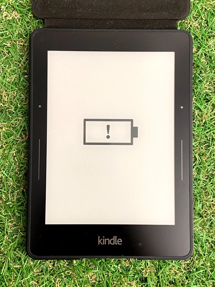 Amazon Kindle Voyage (7th Generation) 4GB, Wi-Fi, 6 inch - Black (E38) - Image 2 of 4