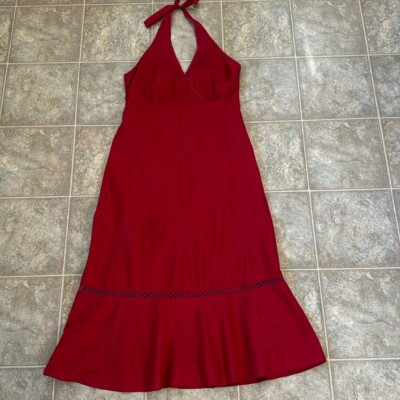 Halter-neck Embroidered A-line Midi Dress in Wine color