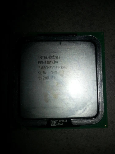 INTEL PENTIUM 4 CPU 2,80GHz 800Mhz fsb SL7KJ Socket 775