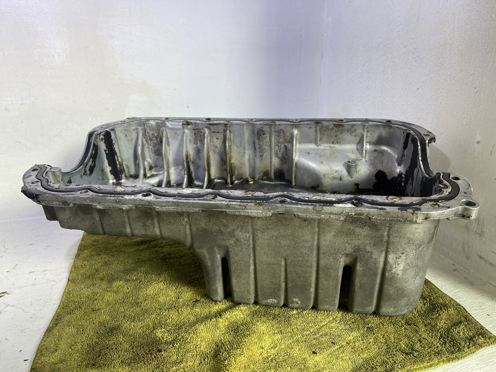 OEM HONDA CiViC 1996 1997 1999 2000 D16y8 D16y5 ALUMINUM OIL PAN EX HX