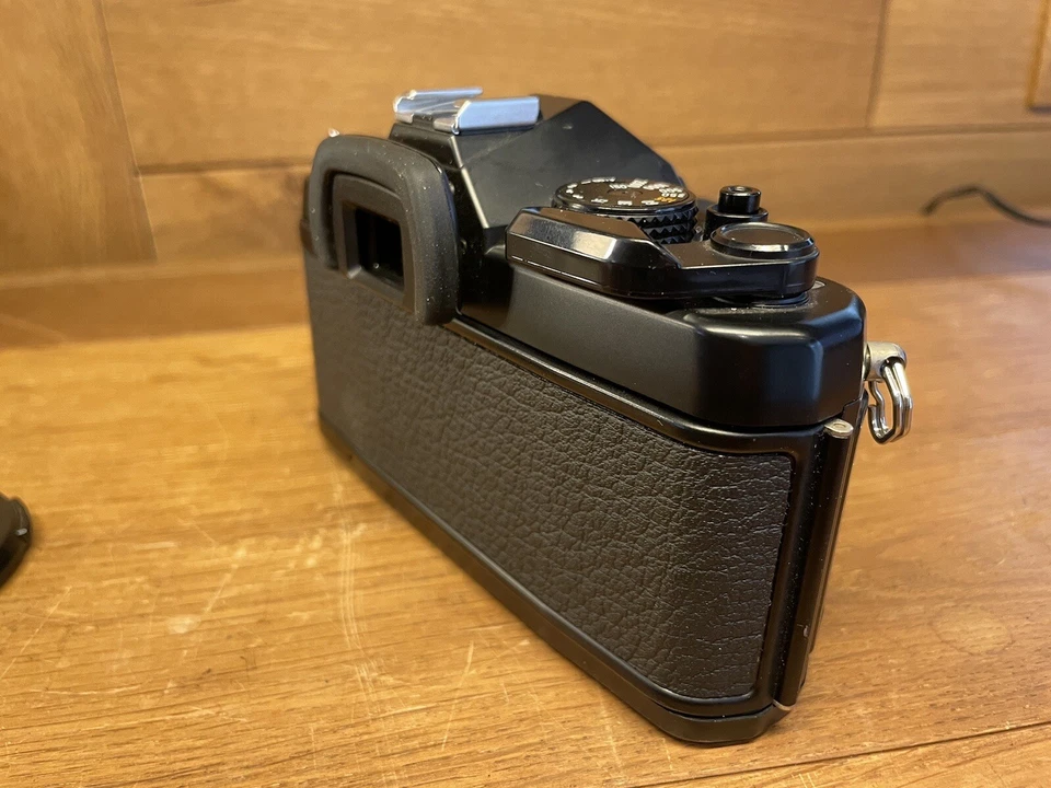 *Near Mint ++* Yashica FX-3 Super 2000 Film Camera ML 50mm F/1.9 C/Y Lens /Japan - Image 3 of 4