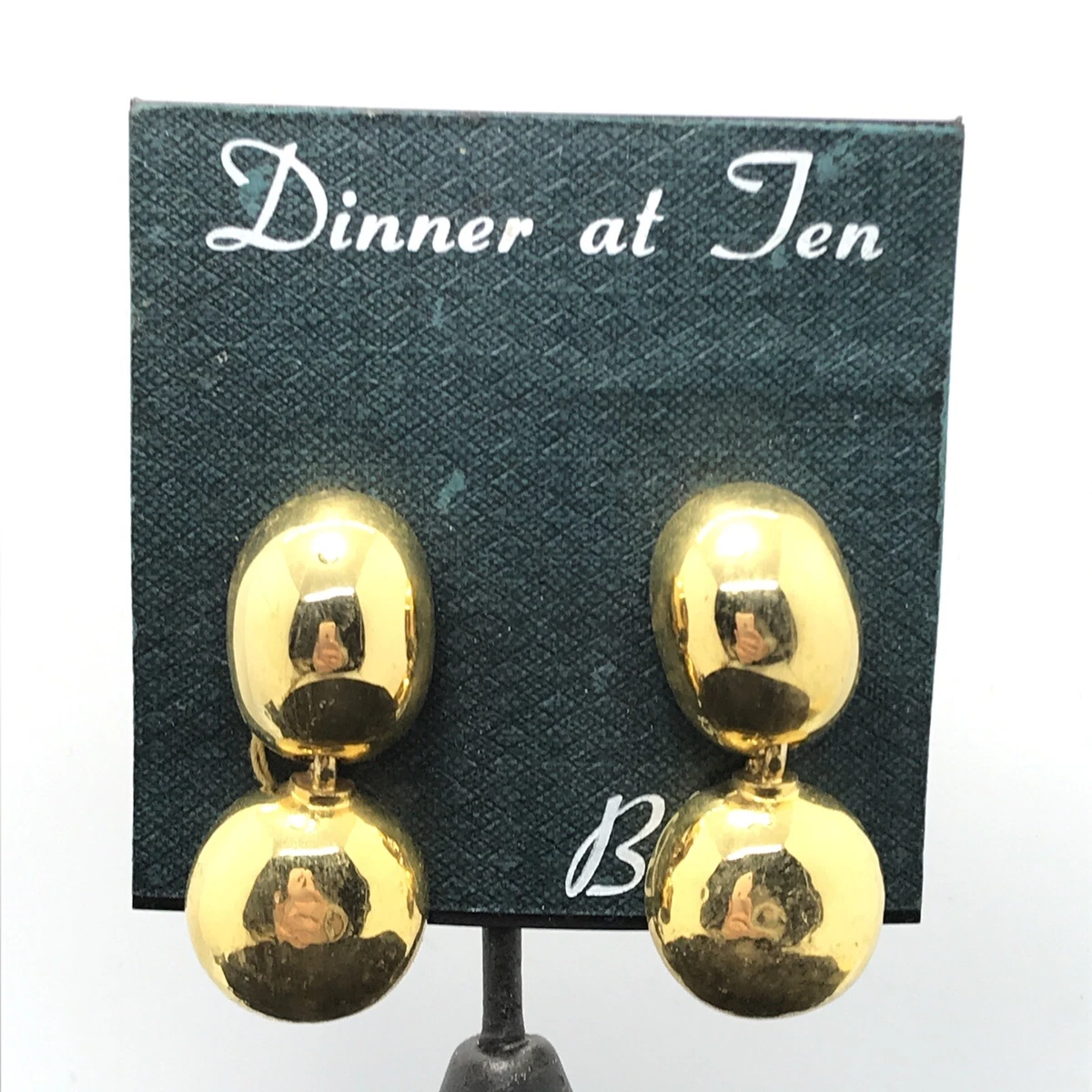 Vintage Blanca High End Jewlery Gold Tone Dangle Style Clip on