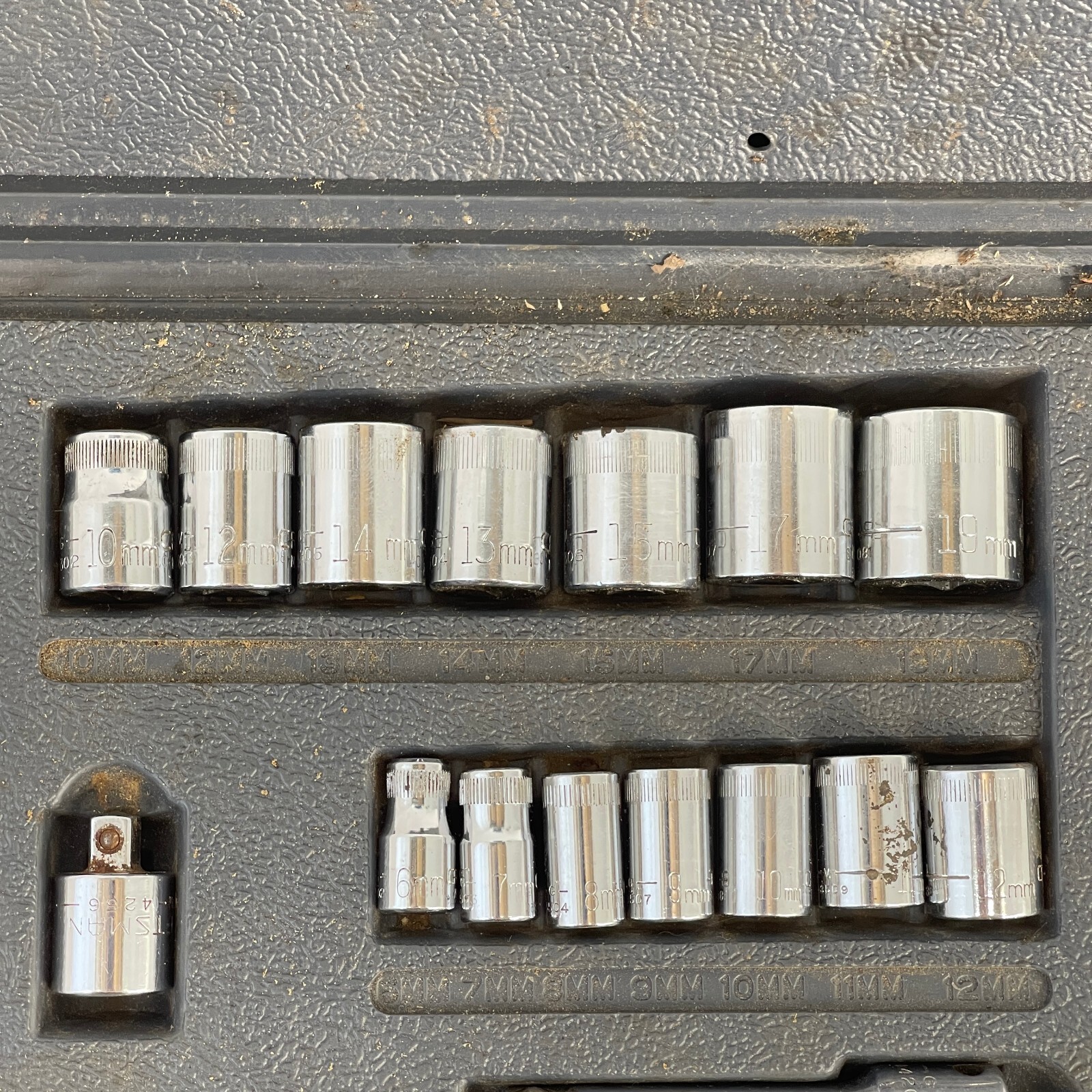 17 Pc Sears Craftsmen 1/4 & 3/8 METRIC Drive Socket Wrench Set 9-33237 Vintage