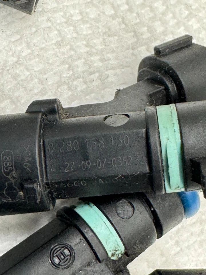 Inyector de combustible genuino 4 piezas para Nissan Altima Rogue Select Sentra 07-13 2,5 L Foto 4 de 4