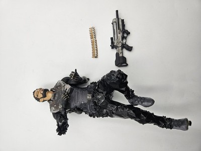 Deus Ex: Mankind Divided - Adam Jensen Figur aus der Collector's Edition