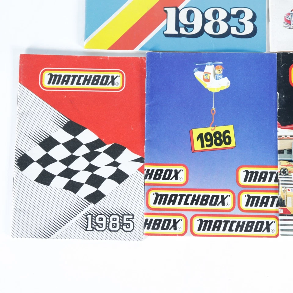 VTG Matchbox Collector's Catalogs Lot 81/82 82/83 83 84 85 86 87 88 USA - Image 3 of 4