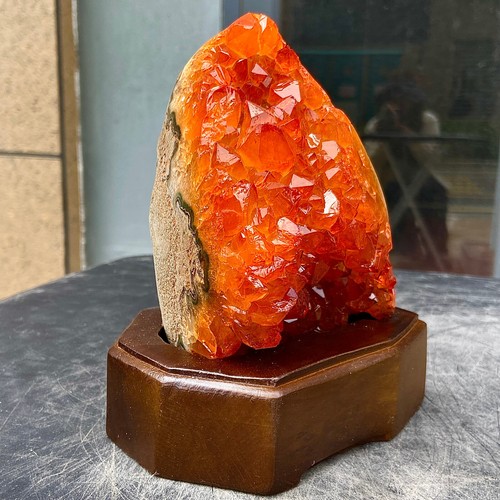 2.38LB Natural yellow crystal cave quartz crystal mineral specimen - 第 1/13 張圖片
