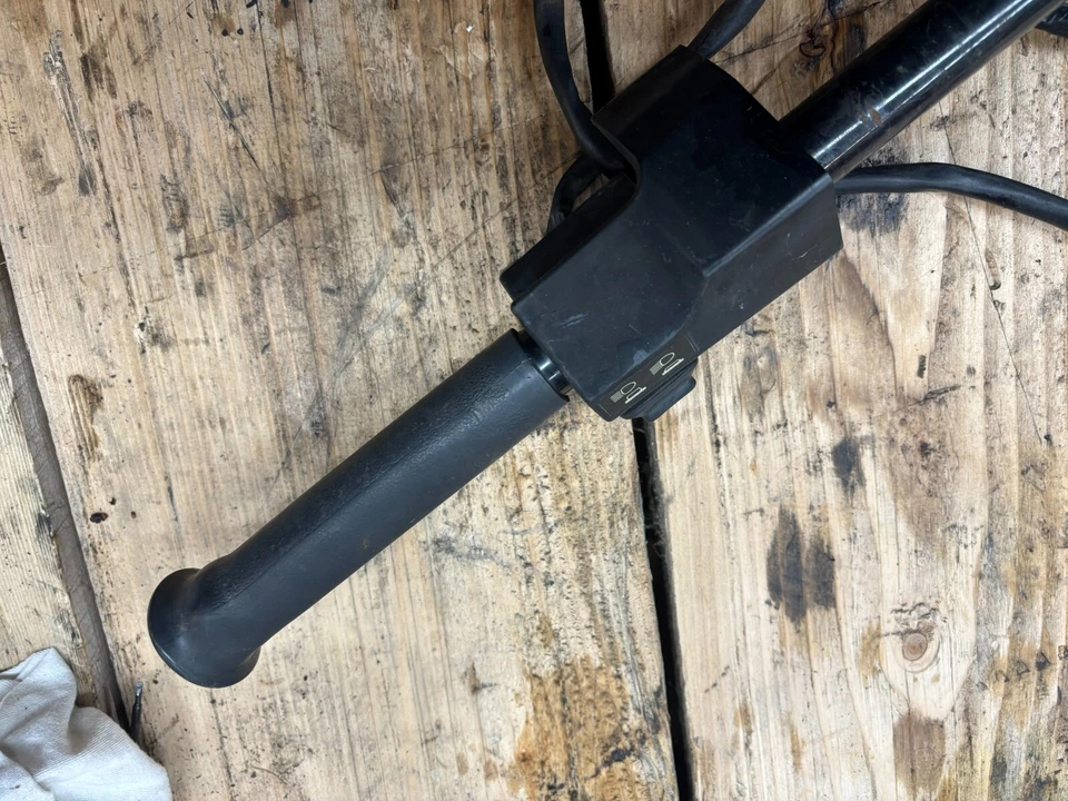 Guidões com controles 1998 SKI-DOO FORMULA 500 RW7344 - Imagem 4 de 4