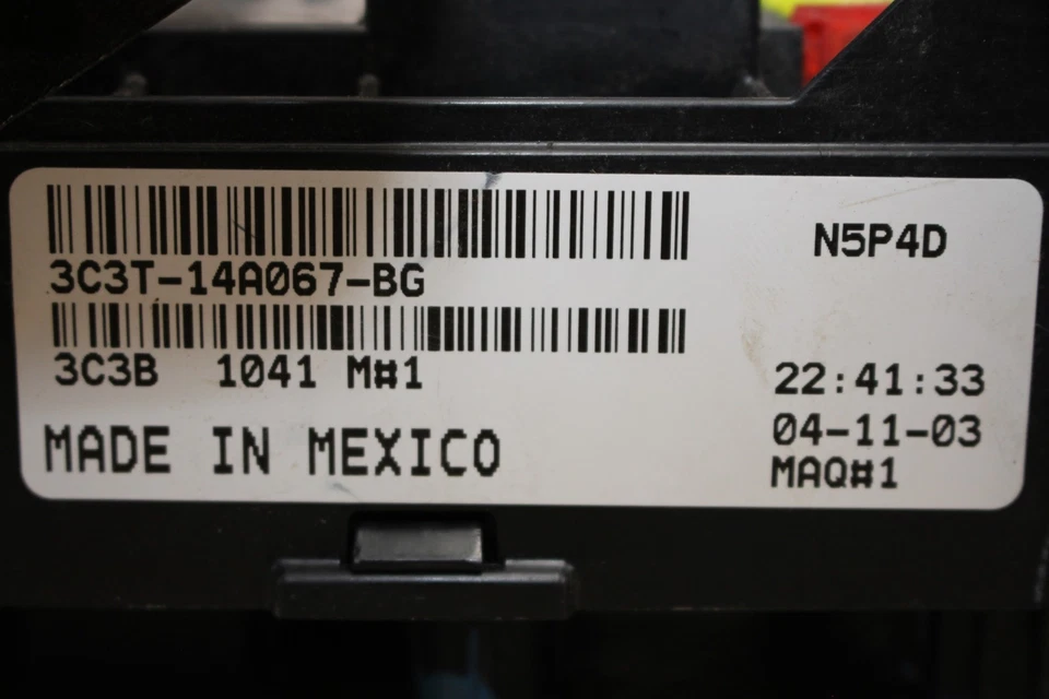 03-04 FORD EXCURSION F250 F350 SUPER DUTY DASH FUSE JUNCTION BOX 3C3T-14A067-BG - Image 2 of 3
