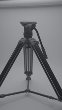 Manfrotto MVH502A,546BK-1 MVH502A Fluid Head and 546B Tripod With Mid Spreader