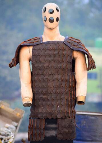 Gift,Leather scale armour, Leather Lamellar,Muscle body Vest,Leather Cuirass - Picture 1 of 2