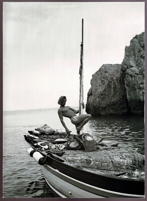 GIANNI VERSACE UOMO catalog #28 S/S 1995 by BRUCE WEBER MALE NUDES