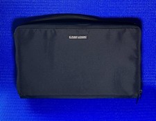 CASE LOGIC 30 CASSETTE TAPE SOFT BLACK ZIP TRAVEL CARRYING CASE.