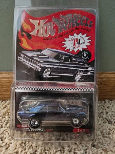 Hot Wheels 2005 RLC 2758/7950 '68 Nova w/Case New Red Line Club