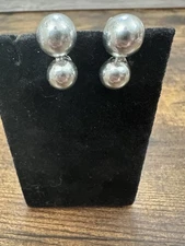 Coro Clip On Beaded Earrings Silver Tone Retro Mid Century Modernist Boho 1"